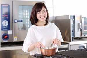 坂本 真由美
